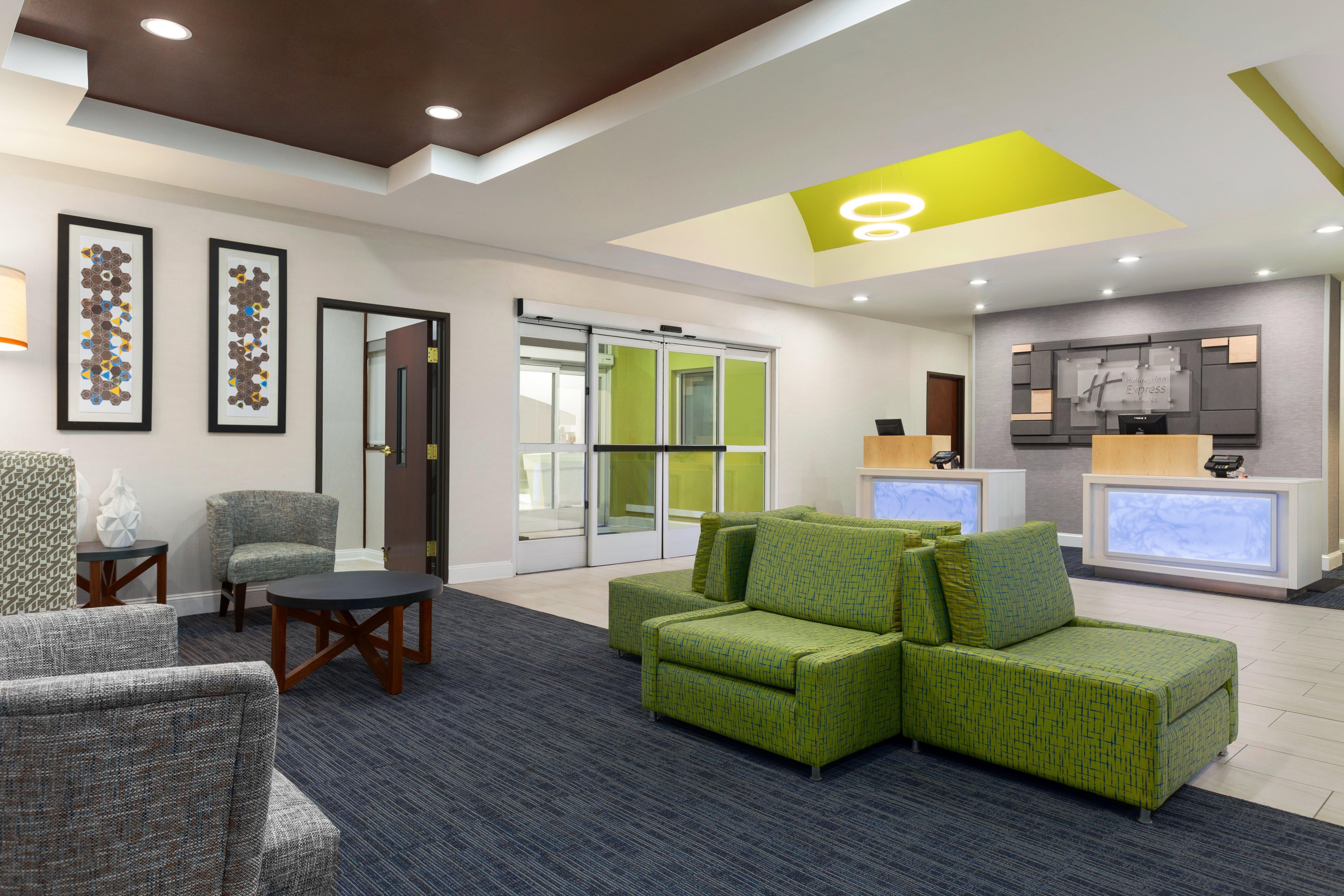 Holiday Inn Express & Suites Florence By Ihg Exterior photo