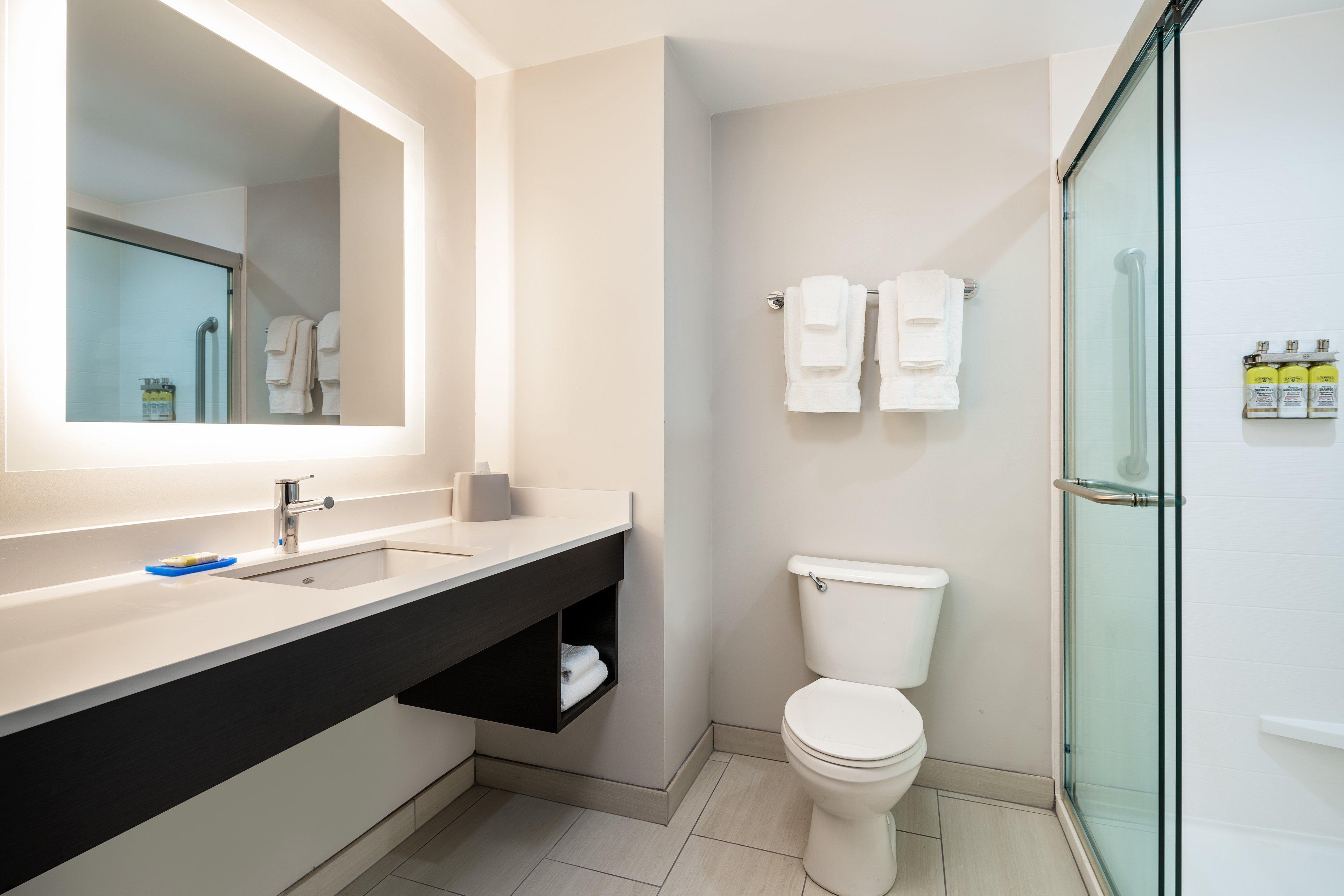 Holiday Inn Express & Suites Florence By Ihg Exterior photo