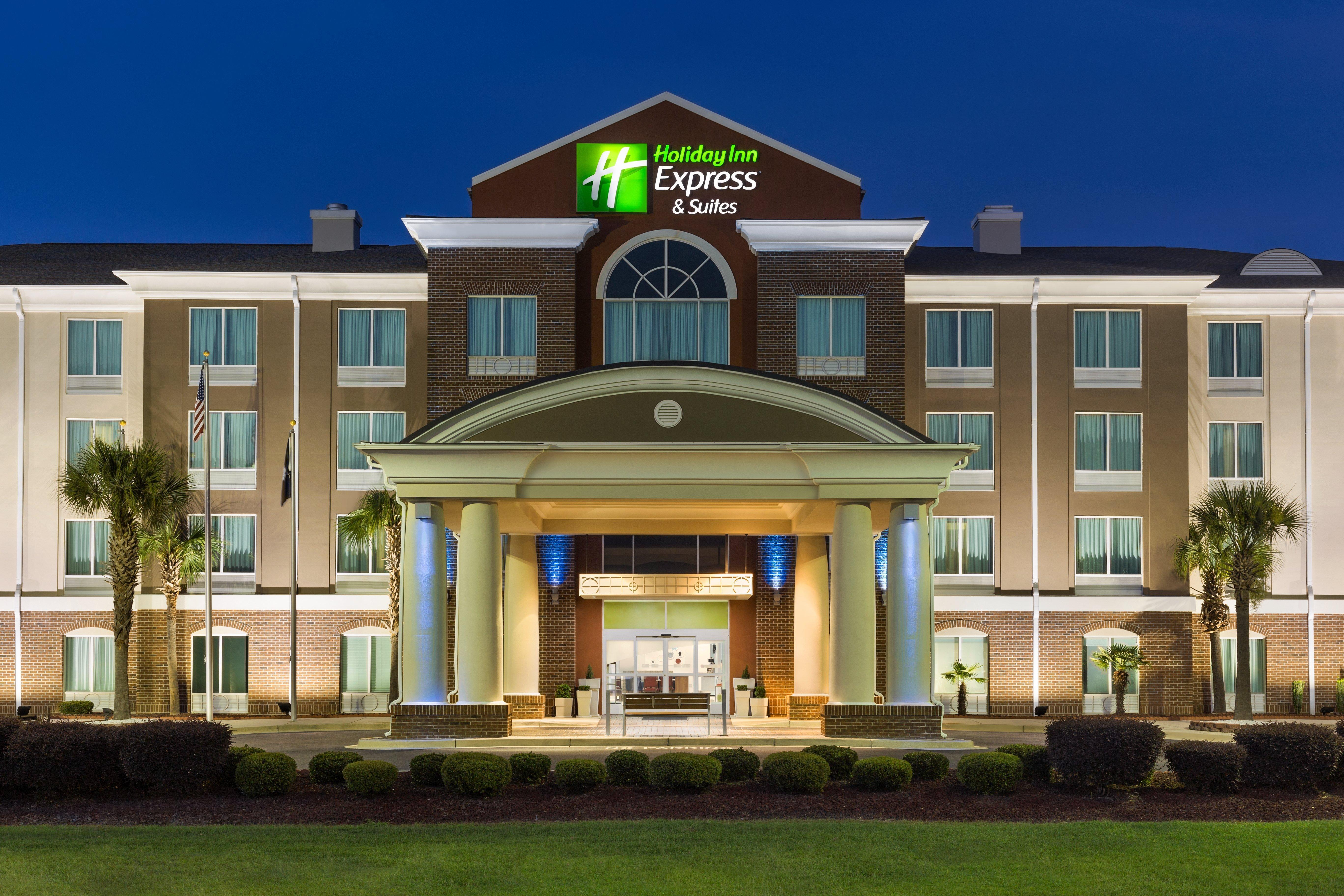 Holiday Inn Express & Suites Florence By Ihg Exterior photo